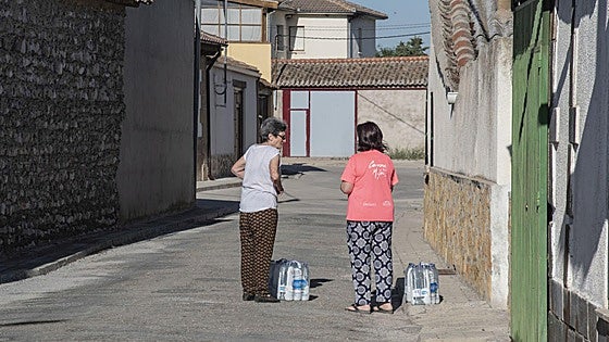 Greenpeace alerta de que las aguas de mil pueblos de Castilla y León están contaminadas