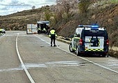 Muere una mujer de 48 años tras chocar el coche que conducía contra un camión