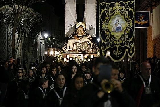 Medina del Campo vive su multitudinaria Procesión del Silencio