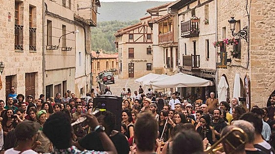 Cancelan un festival en un pueblo de Burgos por un conflicto entre los organizadores y el ayuntamiento