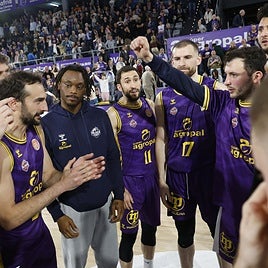 Una paliza del Súper Agropal Palencia para abrir la serie