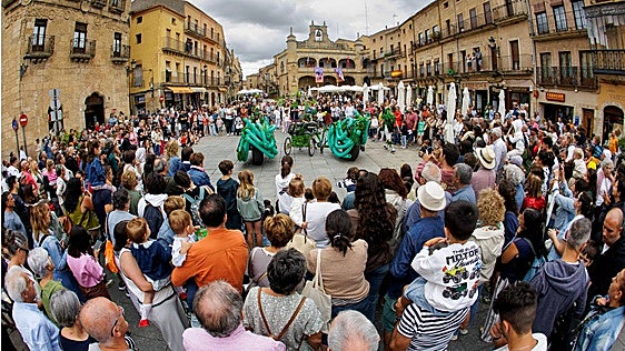 Del clasicismo de Nao d'amores al pop del Trío Caracol, en Ciudad Rodrigo