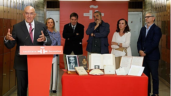 Narciso Alonso Cortés, recordado con una Caja de las Letras en el Instituto Cervantes