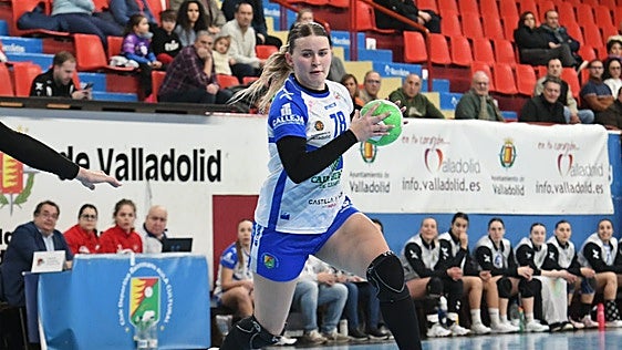 El Aula anuncia la salida de Polina Gorbatsjova