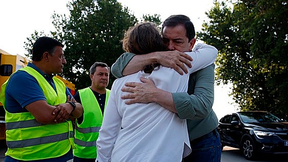 Mañueco anuncia que la Junta se personará contra el acusado de provocar el incendio de Ávila