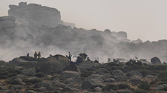 La Junta avisa de niveles de partículas «muy elevados» en Ávila y el sur de la provincia procedentes de los incendios