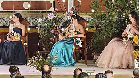 Pedrajas proclama a sus reinas y abre las fiestas con un pregón de orgullo por sus raíces