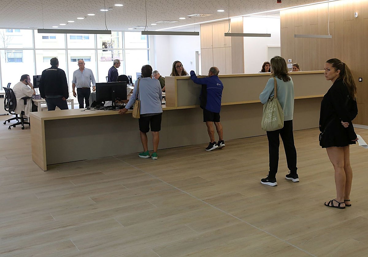 El centro de salud de Nueva Segovia recibe a sus primeros pacientes