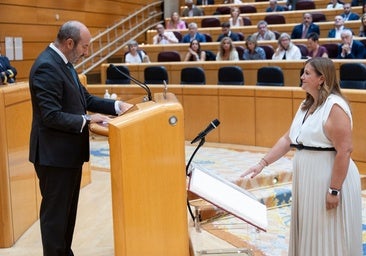 Clara Martín toma posesión como senadora este martes.