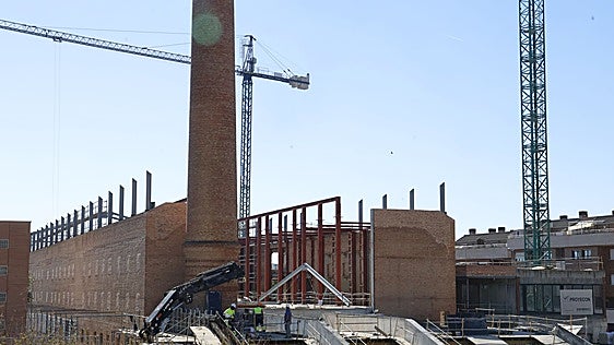 El plazo de La Tejera se cumple una vez más con la obra inacabada, aunque ya comienzan a apreciarse los cambios
