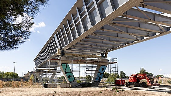 La silueta del viaducto de los Tramposos se completará el día 30, tras 16 años de espera