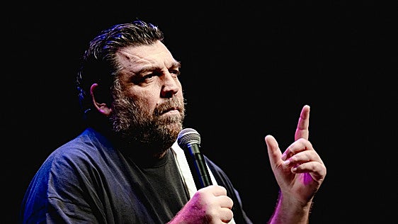 «La idiotez es lo que más me exaspera, desde que me levanto hasta que me acuesto»