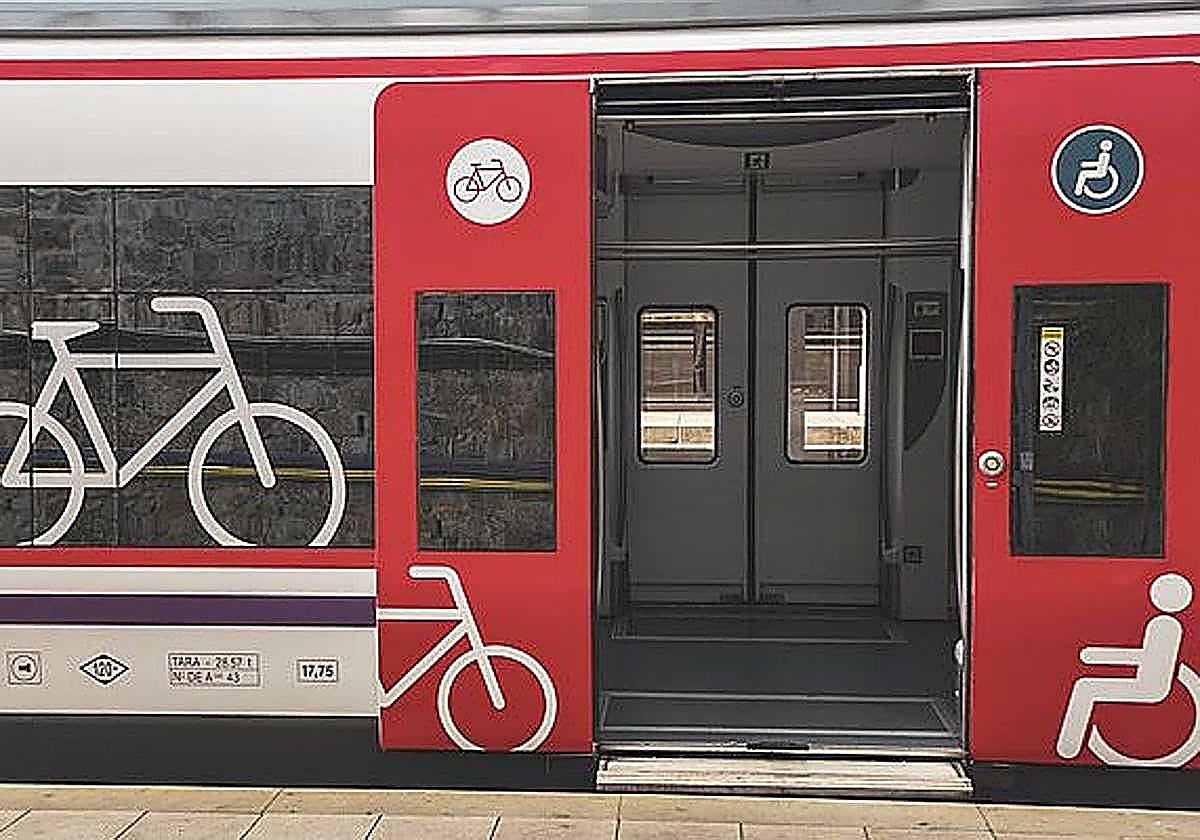 Cambios en los trenes de Salamanca a Valladolid: Renfe elimina la reserva de asiento y no cobrará por llevar perro o bici