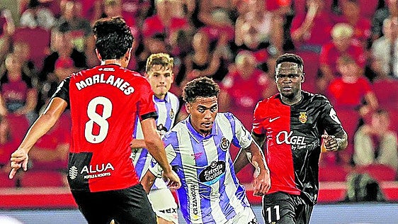 Tintes tragicómicos en el debut del Real Valladolid