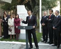 Zapatero dice que "el terror ha segado vidas pero no la esperanza del fin de la violencia"