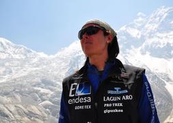 Edurne Pasaban alcanza el campo base y finaliza con éxito su aventura en el Shisha Pangma