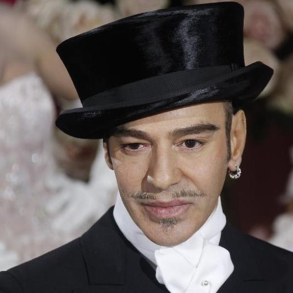 John Galliano. 