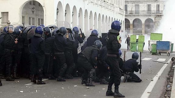 Los musulmanes se rebelan contra las nuevas viñetas del profeta Mahoma