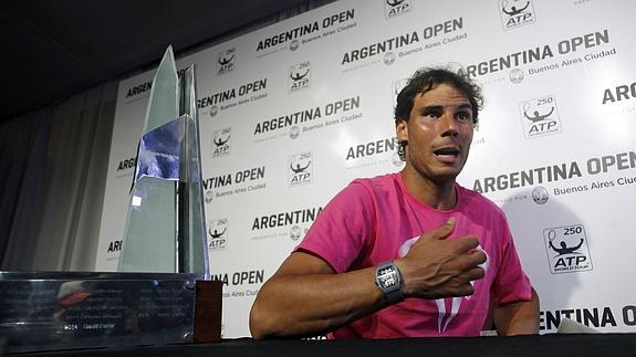 Rafa Nadal, tras ganar el Torneo de Buenos Aires. 