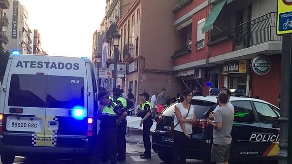 Policías en el lugar del accidente.