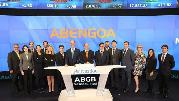 Representantes de Abengoa, en la Bolsa de Nueva York.