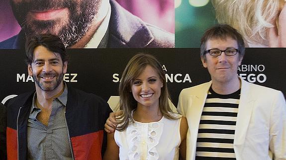 Eduardo Noriega, Michelle Jenner y Miguel Ángel Lamata.