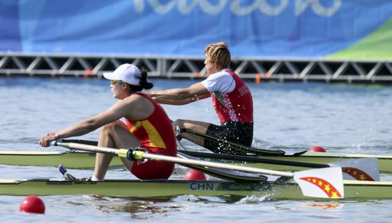 Duan Jingli (CHN) Y Ekaterina Karsten (BLR), durante la competición.