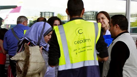 Algunos de los refugiados que llegaron ayer.