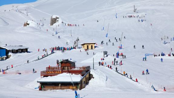 Candanchú-Astún será uno de los centros de esquí más espectaculares del país