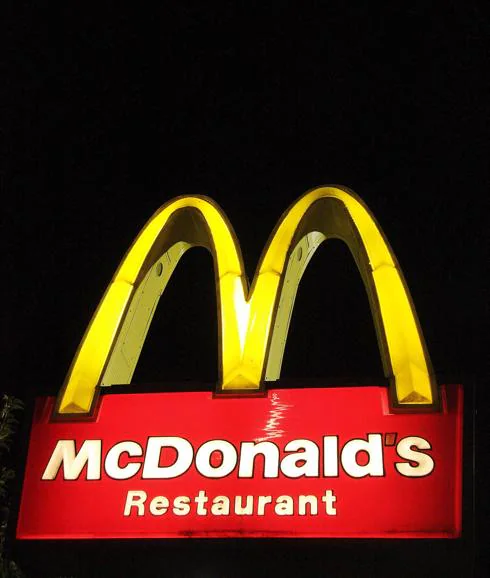 El logo de McDonald's.