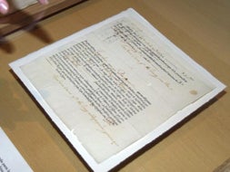 Detalle de la letra de cambio original de 1672 procedente de Játiva (Valencia) con destino a las ferias de Medina del Campo ( Valladolid ), que ha sido donada hoy al Museo de las Ferias por parte de los propietarios de la librería Berrocal de Madrid. EFE