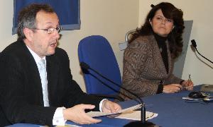 Javier López Escobar y Marta Jerez, durante la rueda de prensa.