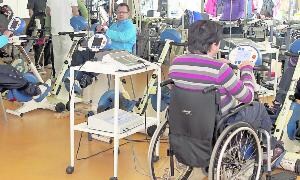 Sala de fisioterapia y gimnasio de la Asociación Aspaym para personas con discapacidad. / Henar Sastre