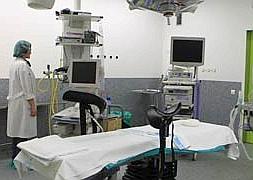 Sanidad renuncia a su compromiso de operar en 130 días y organizará la lista en función de la gravedad del paciente