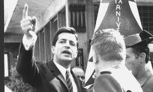 Adolfo Suárez, durante su etapa como gobernador civil de Segovia. /El Norte