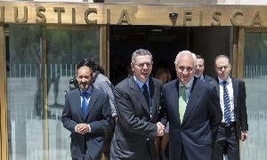 El ministro Gallardón y el presidente del TSJ, José Luis Concepción, en la inauguración del rehabilitado Palacio de Justicia de Burgos, en julio pasado. / Ical