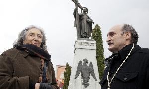 Clara Janés, segunda mujer que ingresa en la Academia de Juglares de Fontiveros