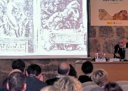 Vincent Droguet, del Museo Château de Fontainebleau, durante su ponencia en el Palacio de Villena. / Henar Sastre