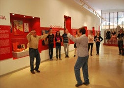 Clase magistral de la Jota de Íscar en el Museo Mariemma