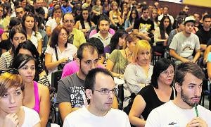 El IES Leopoldo Cano inicia el proceso de matriculación de Secundaria y Bachillerato a distancia
