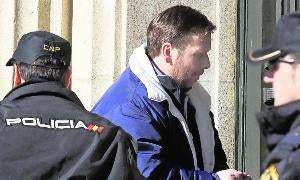 Ingresa en prisión el prófugo que se entregó en la comisaría de Policía