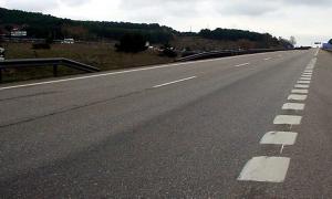 Tramo de calzada de la carretera A-1 (Madrid-Burgos), a su paso por la provincia segoviana. / El Norte