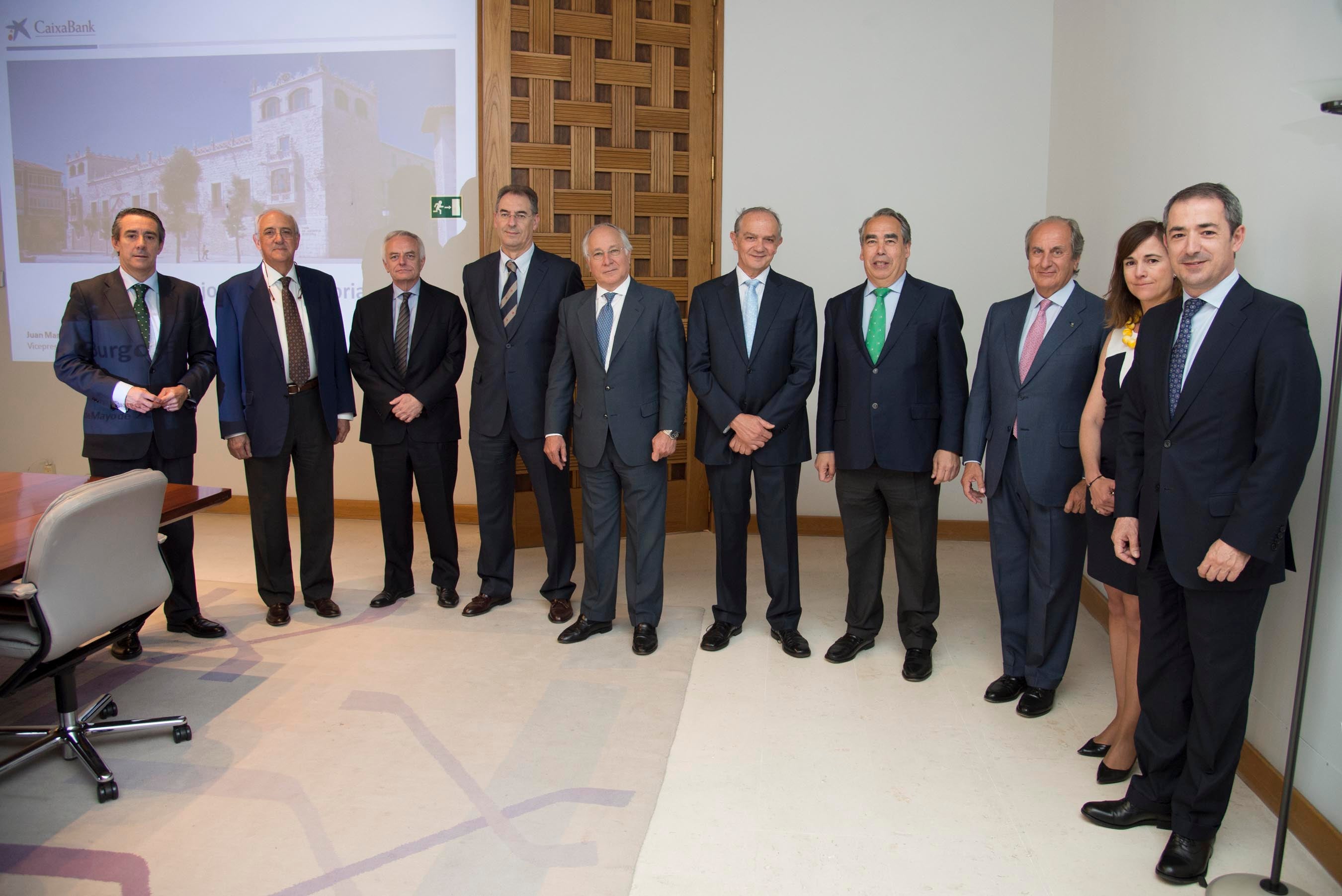 Juan Antonio Alcaraz, José Manuel Temiño, Gerardo Gutiérrez, Miguel Ángel Benavente, Juan María Nin, José María Leal, Fernando  Andrés,  Juan Manuel Gonzalez-Serna, Rocío Hervella y Juan Manuel Bilbao. / El Norte