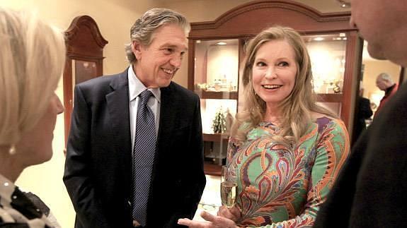 Lisa Niemi, viuda de Patrick Swayze, le da el 'sí quiero' a Albert DePrisco
