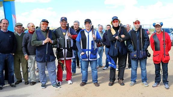 Matapozuelos estrena un campo de tiro con cuatro canchas