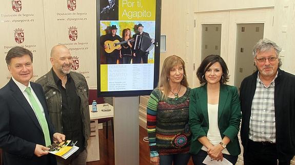 Francisco Vázquez, Cuco Pérez, María Salgado, Sara Dueñas y Gaspar Payá, al presentar la gira.