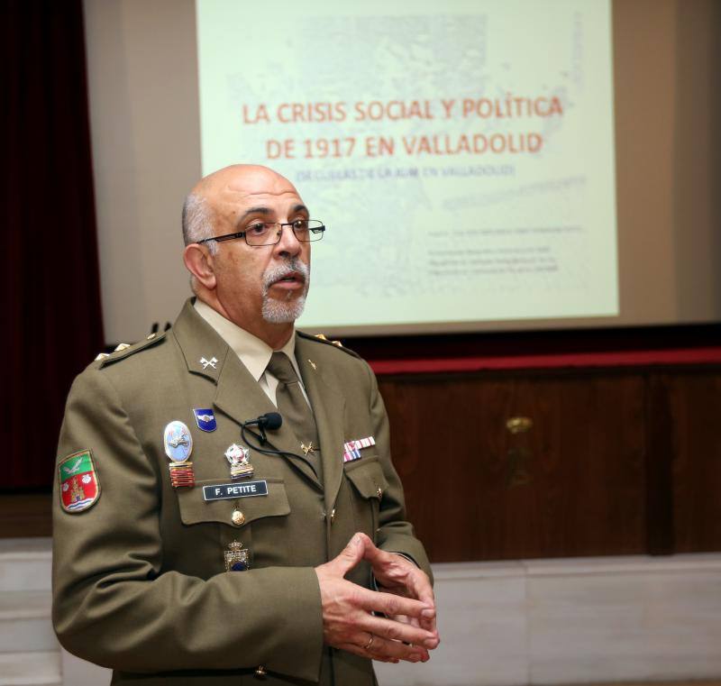 Caballería analiza el papel del Ejército en Valladolid durante la crisis de 1917