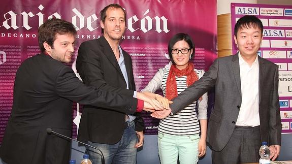 Paco Vallejo, Iván Salgado, Yifan Hou y Wu Yien.