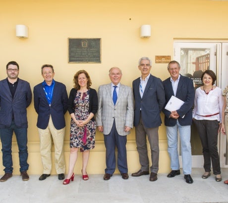 R. González Férriz, E. Martínez, Berna G. Harbour, César Nombela,Basilio Baltasar, F. R. Lafuente y Angélica Tanarro. 