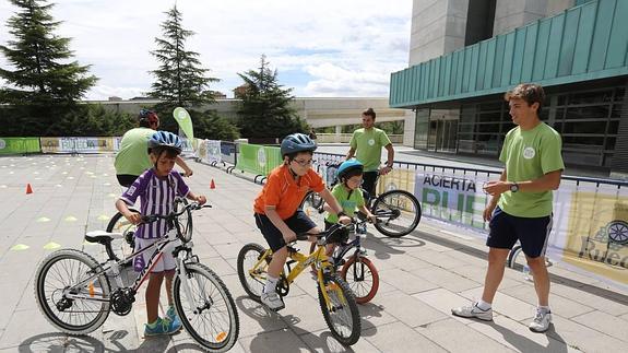 Participantes en las actividades para los más pequeños